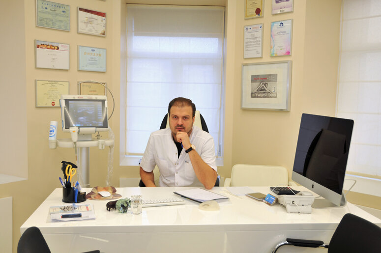 Untersuchung der Beine auf Krampfadern